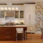 Обои на кухню: обилие палитры цветов и дизайна стенного покрытия Обои на кухню: обилие палитры цветов и дизайна стенного покрытия