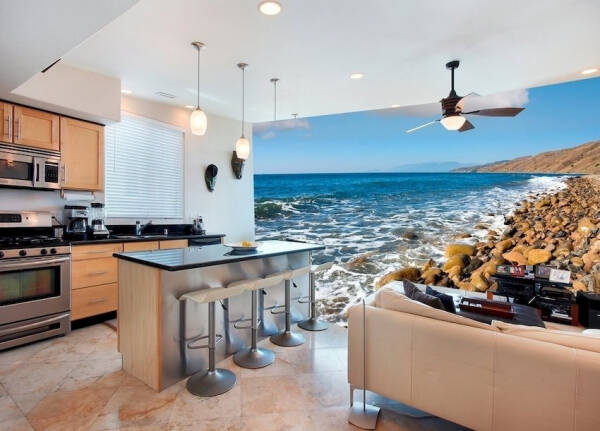 Обои на кухню: обилие палитры цветов и дизайна стенного покрытия Обои на кухню: обилие палитры цветов и дизайна стенного покрытия