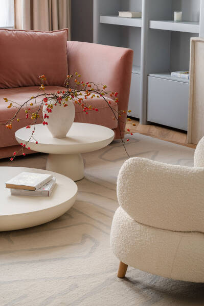 Мягкий современный интерьер для молодой семьи в Киеве