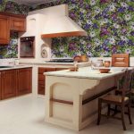 Обои на кухню: обилие палитры цветов и дизайна стенного покрытия Обои на кухню: обилие палитры цветов и дизайна стенного покрытия