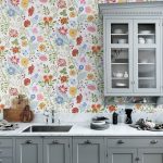 Обои на кухню: обилие палитры цветов и дизайна стенного покрытия Обои на кухню: обилие палитры цветов и дизайна стенного покрытия