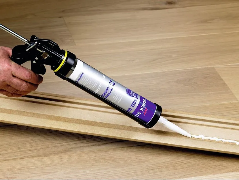 Как правильно повесить модульную картину на стену Как правильно повесить модульную картину на стену