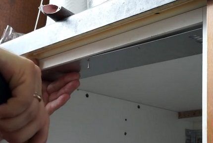 Установка встраиваемой посудомоечной машины: пошаговый инструктаж по монтажу Установка встраиваемой посудомоечной машины: пошаговый инструктаж по монтажу