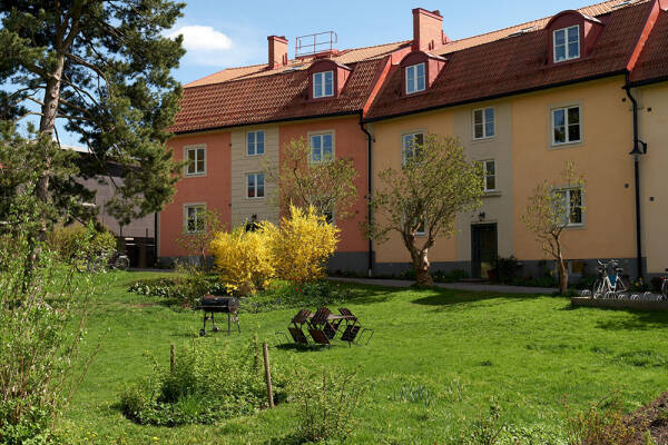 Квартира в Швеции с настроением загородной дачи (86 кв. м) Квартира в Швеции с настроением загородной дачи (86 кв. м)