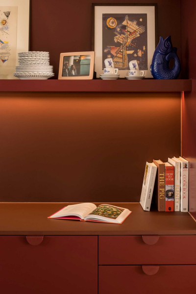 Цветные комнаты и старинные детали: смелый дизайн викторианского дома в Лондоне Цветные комнаты и старинные детали: смелый дизайн викторианского дома в Лондоне