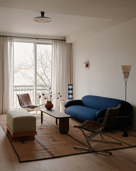 Приглушенный минимализм в дизайне квартиры в Нью-Йорке