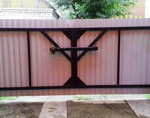 Защелки и задвижки на ворота Защелки и задвижки на ворота