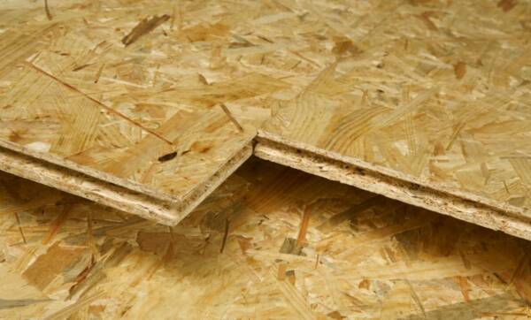 Подшивка потолка ОСБ плитой: плюсы и минусы, выбор плиты на потолок, технология монтажа. Подшивка потолка ОСБ плитой: плюсы и минусы, выбор плиты на потолок, технология монтажа.