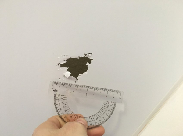 Ремонт натяжного потолка: устранение изъянов с сохранением эстетичности Ремонт натяжного потолка: устранение изъянов с сохранением эстетичности