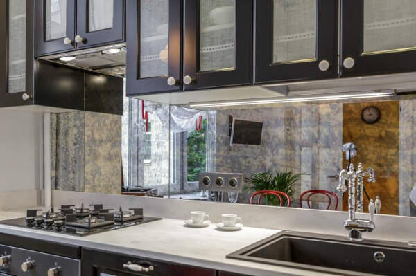 Из чего сделать фартук на кухне &mdash; необычные варианты оформления