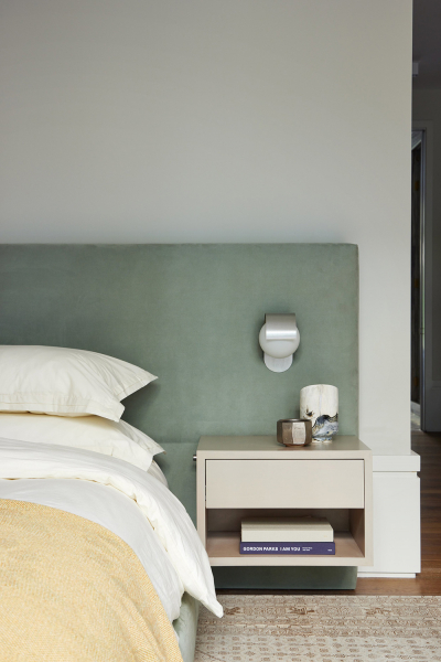 Стильный дизайн в прохладных тонах: апартаменты с террасой в Нью-Йорке Стильный дизайн в прохладных тонах: апартаменты с террасой в Нью-Йорке