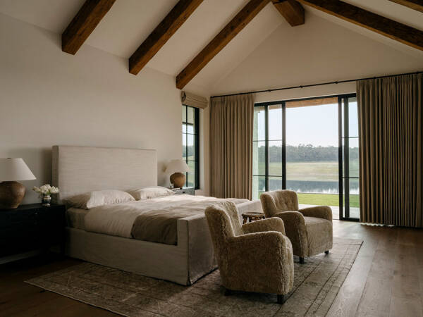 Спокойный элегантный кантри в дизайне современного ранчо в Техасе Спокойный элегантный кантри в дизайне современного ранчо в Техасе