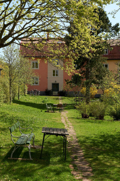 Квартира в Швеции с настроением загородной дачи (86 кв. м) Квартира в Швеции с настроением загородной дачи (86 кв. м)