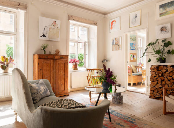 Дровяная печь и винтажная мебель: уютная квартира в Швеции (78 кв. м) Дровяная печь и винтажная мебель: уютная квартира в Швеции (78 кв. м)
