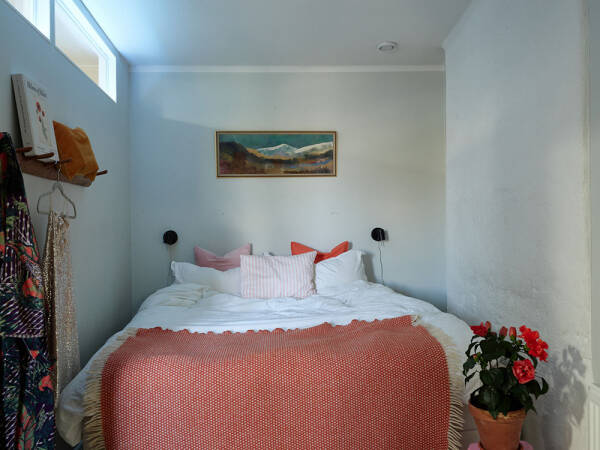 Квартира в Швеции с настроением загородной дачи (86 кв. м) Квартира в Швеции с настроением загородной дачи (86 кв. м)