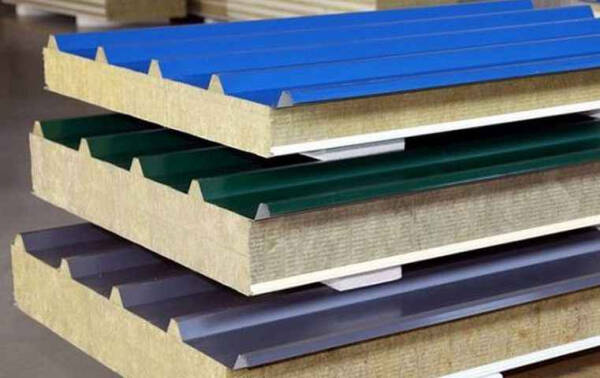 Особенности сэндвич панелей Особенности сэндвич панелей