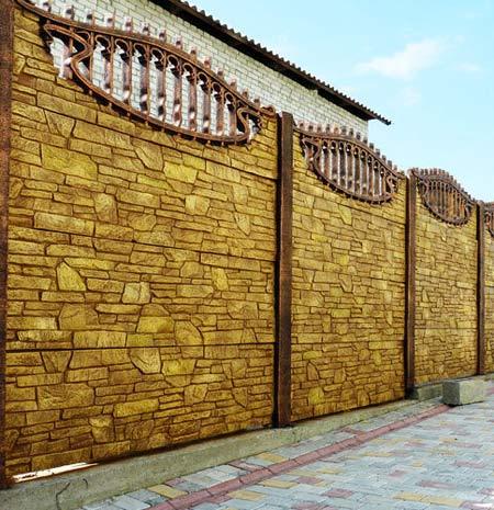 Заборы из бетонных панелей