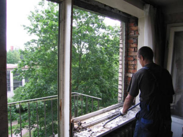 Выбор, установка и регулировка пластиковых балконных дверей Выбор, установка и регулировка пластиковых балконных дверей