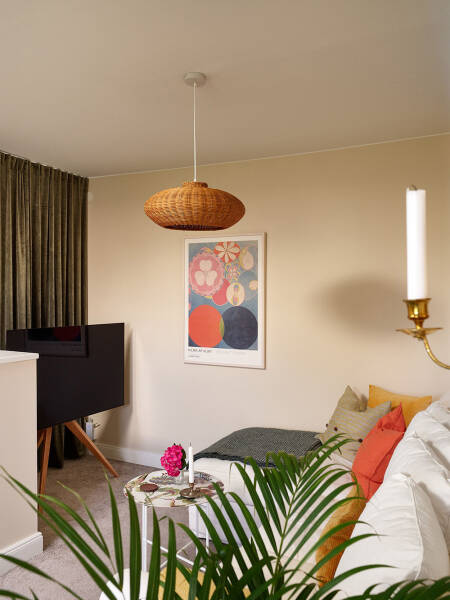 Квартира в Швеции с настроением загородной дачи (86 кв. м) Квартира в Швеции с настроением загородной дачи (86 кв. м)