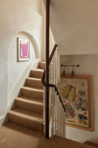 Принты, краски и искусство: эклектичный таунхаус в Лондоне