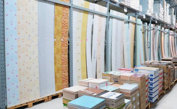 Пластиковые декоративные панели (сайдинг) в ванную комнату. Пластиковые декоративные панели (сайдинг) в ванную комнату.