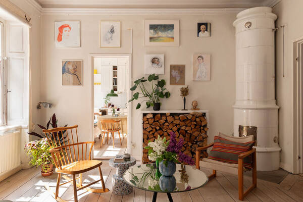 Дровяная печь и винтажная мебель: уютная квартира в Швеции (78 кв. м) Дровяная печь и винтажная мебель: уютная квартира в Швеции (78 кв. м)