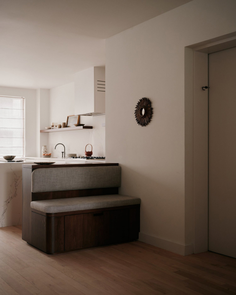 Приглушенный минимализм в дизайне квартиры в Нью-Йорке