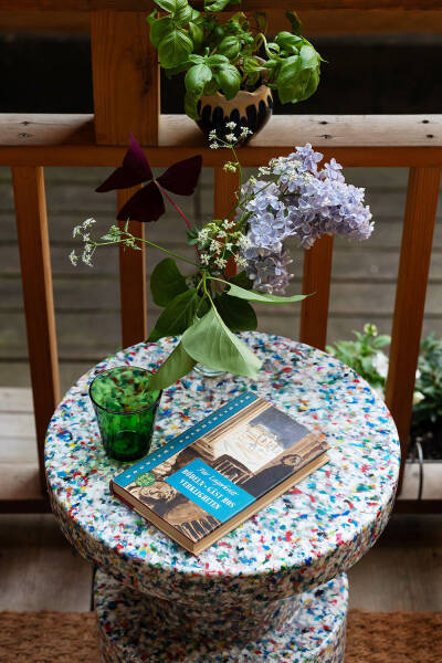 Дровяная печь и винтажная мебель: уютная квартира в Швеции (78 кв. м) Дровяная печь и винтажная мебель: уютная квартира в Швеции (78 кв. м)