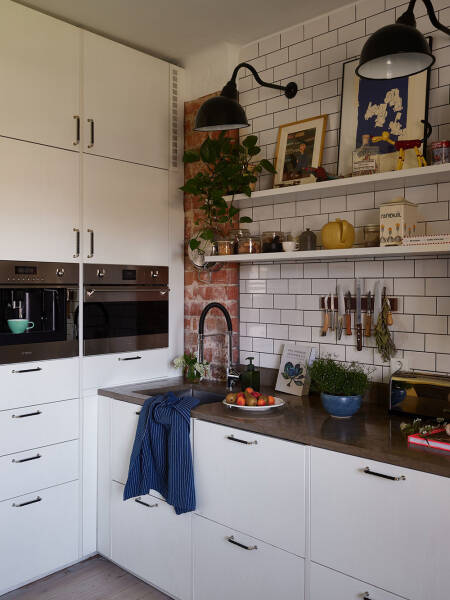 Квартира в Швеции с настроением загородной дачи (86 кв. м) Квартира в Швеции с настроением загородной дачи (86 кв. м)