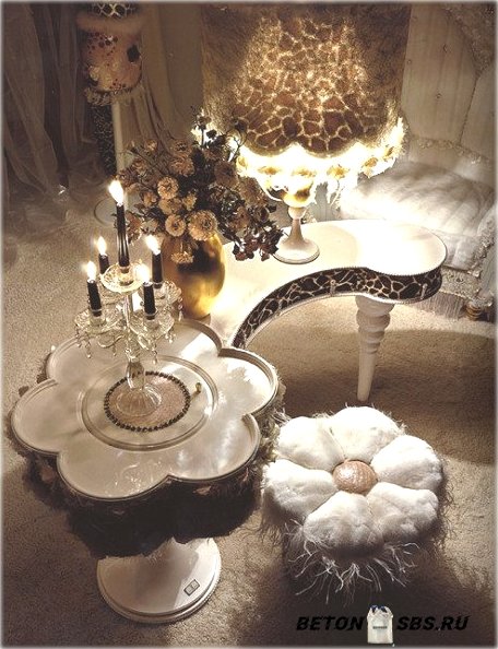 Столик в спальню &ndash; неповторимый дизайн и функциональность