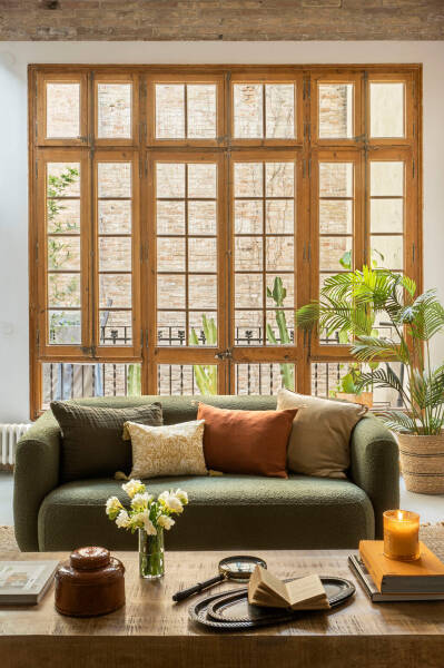 Аутентичная испанская квартира в роскошном модернистском доме в Барселоне