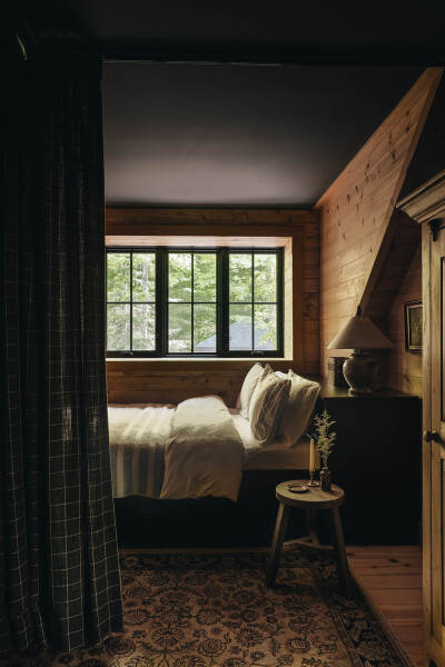 Прекрасный бревенчатый дом в Канаде Прекрасный бревенчатый дом в Канаде