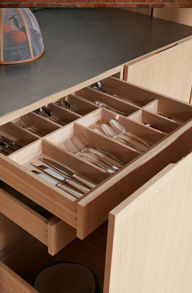 Индустриальный характер и творческие нотки: апартаменты архитектора в Париже Индустриальный характер и творческие нотки: апартаменты архитектора в Париже