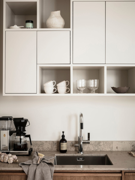 Великолепная кухня и изящные детали: квартира в Гетеборге (59 кв. м) Великолепная кухня и изящные детали: квартира в Гетеборге (59 кв. м)