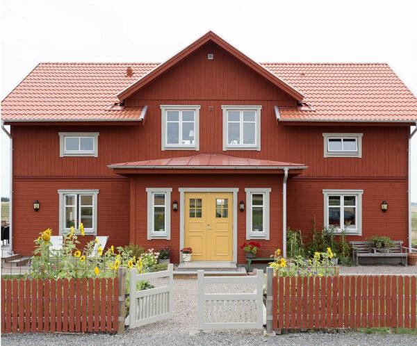 Будто стоит здесь с прошлого века: новый дачный домик в традиционном стиле Будто стоит здесь с прошлого века: новый дачный домик в традиционном стиле