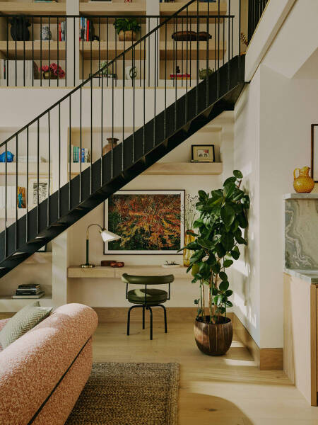Тёплый и вдохновляющий интерьер семейного дома в Лондоне Тёплый и вдохновляющий интерьер семейного дома в Лондоне