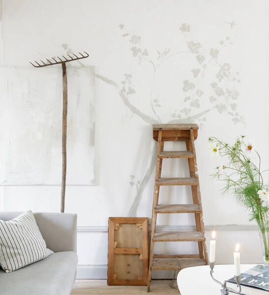 Красный коттедж с белоснежными окнами: прекрасная дача в Швеции Красный коттедж с белоснежными окнами: прекрасная дача в Швеции