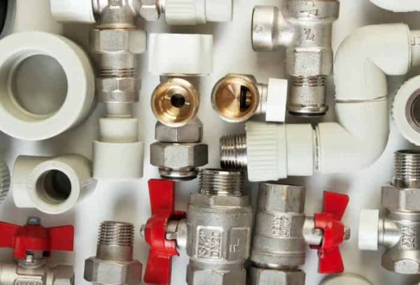 Инженерная и бытовая сантехника — в чём разница? Инженерная и бытовая сантехника — в чём разница?