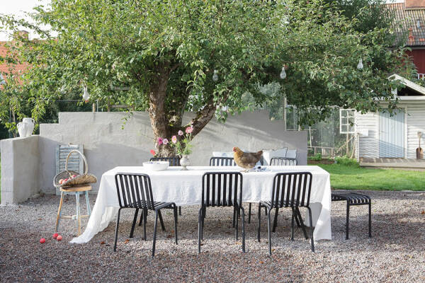 Красный коттедж с белоснежными окнами: прекрасная дача в Швеции Красный коттедж с белоснежными окнами: прекрасная дача в Швеции