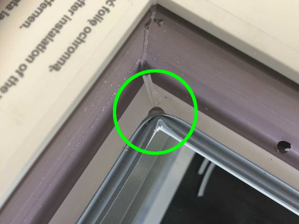 Как заменить уплотнитель на пластиковых окнах своими руками: пошаговая инструкция Как заменить уплотнитель на пластиковых окнах своими руками: пошаговая инструкция