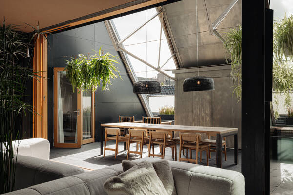 Невероятный лофт в здании бывшей церкви в Амстердаме Невероятный лофт в здании бывшей церкви в Амстердаме