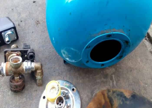 Гидроаккумулятор перестал работать: что делать? Гидроаккумулятор перестал работать: что делать?