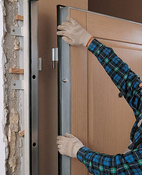 Огонь не пройдет: устанавливаем противопожарные двери Огонь не пройдет: устанавливаем противопожарные двери