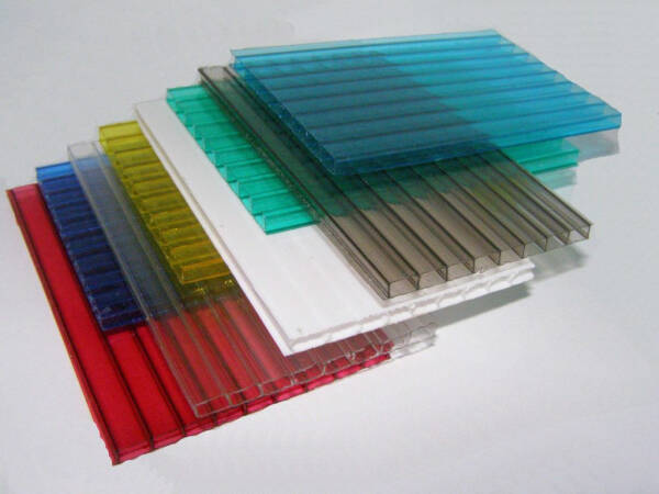 Навес над крыльцом входной двери Навес над крыльцом входной двери