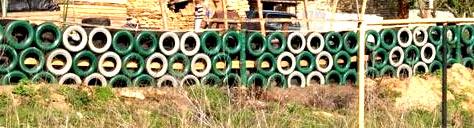 Строительство забора из шин