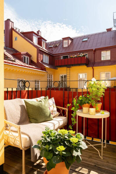 Жёлтое царство: маленькая квартира в ярких летних красках (42 кв. м) Жёлтое царство: маленькая квартира в ярких летних красках (42 кв. м)