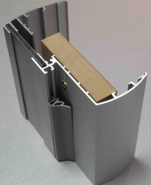 Достоинства алюминиевых входных дверей из алюминиевого профиля Достоинства алюминиевых входных дверей из алюминиевого профиля