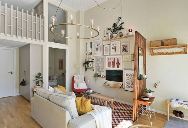 Яркий и тёплый интерьер небольшой квартиры на первом этаже в Стокгольме (34 кв. м) Яркий и тёплый интерьер небольшой квартиры на первом этаже в Стокгольме (34 кв. м)