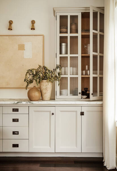 Ещё один уютный загородный коттедж от Becca Interiors Ещё один уютный загородный коттедж от Becca Interiors