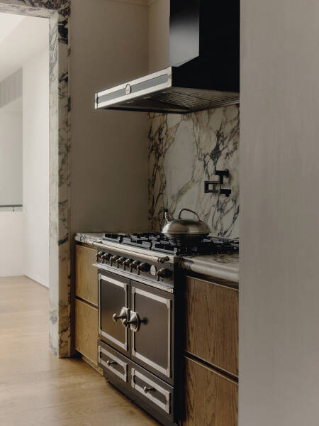 Элегантность вне времени: реконструкция 100-летнего дома в Мельбурне Элегантность вне времени: реконструкция 100-летнего дома в Мельбурне